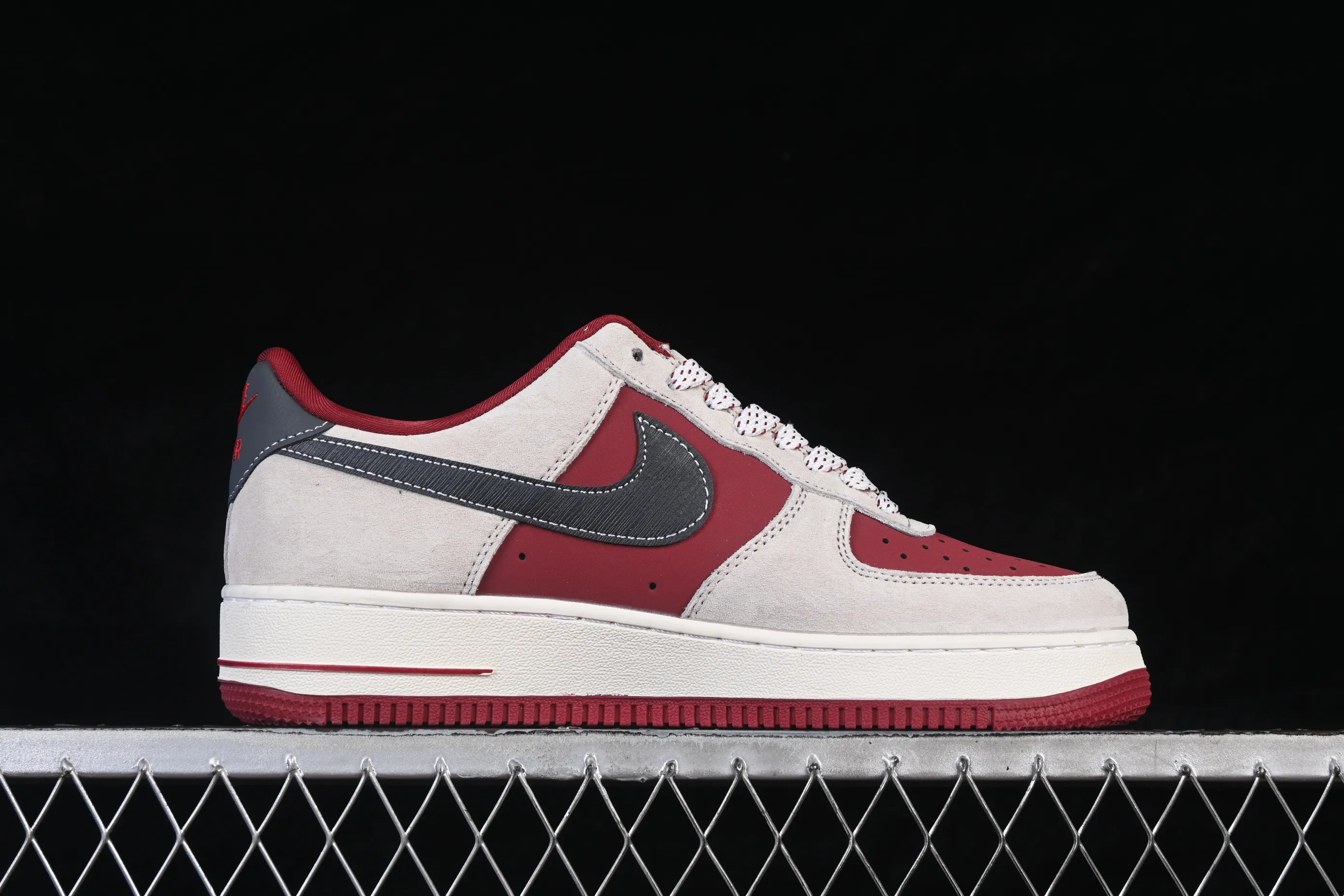 All categories Nk Air Force 1 Air Force series Nk Air Force 1 Low Air Force low-top Nike Air Force 1'07 Low Three-party joint burgundy gray Air Force 1 low-top casual sneakers SY1388-014